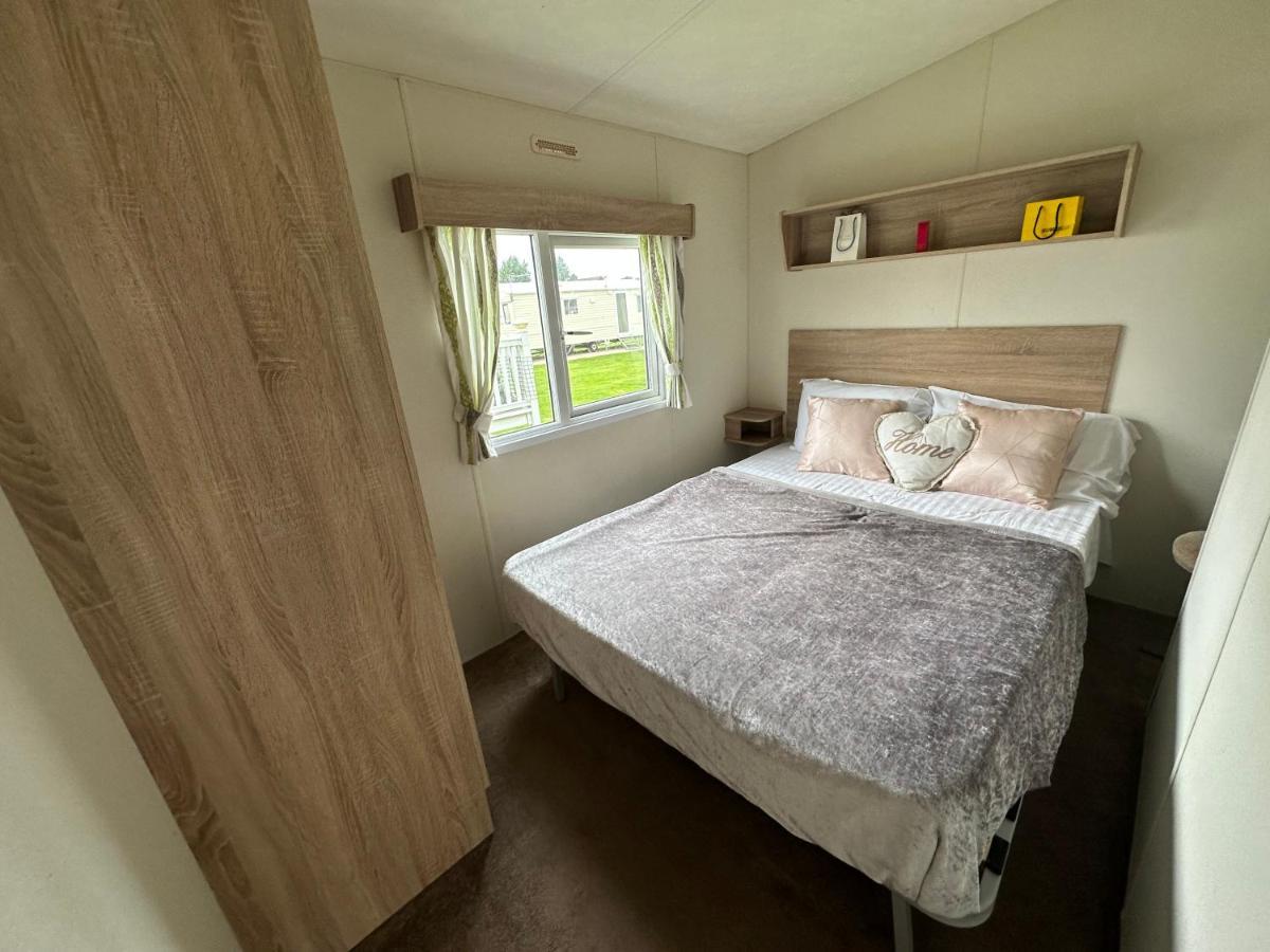 Caravan Delta 2 Bedroom In Rhyl Exteriör bild